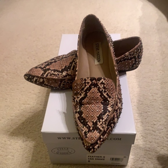 Steve Madden Feather S-Tan Snake Loafer - Picture 3 of 12
